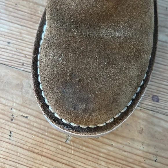 Adorable Booties, VGUC - Picture 7 of 8